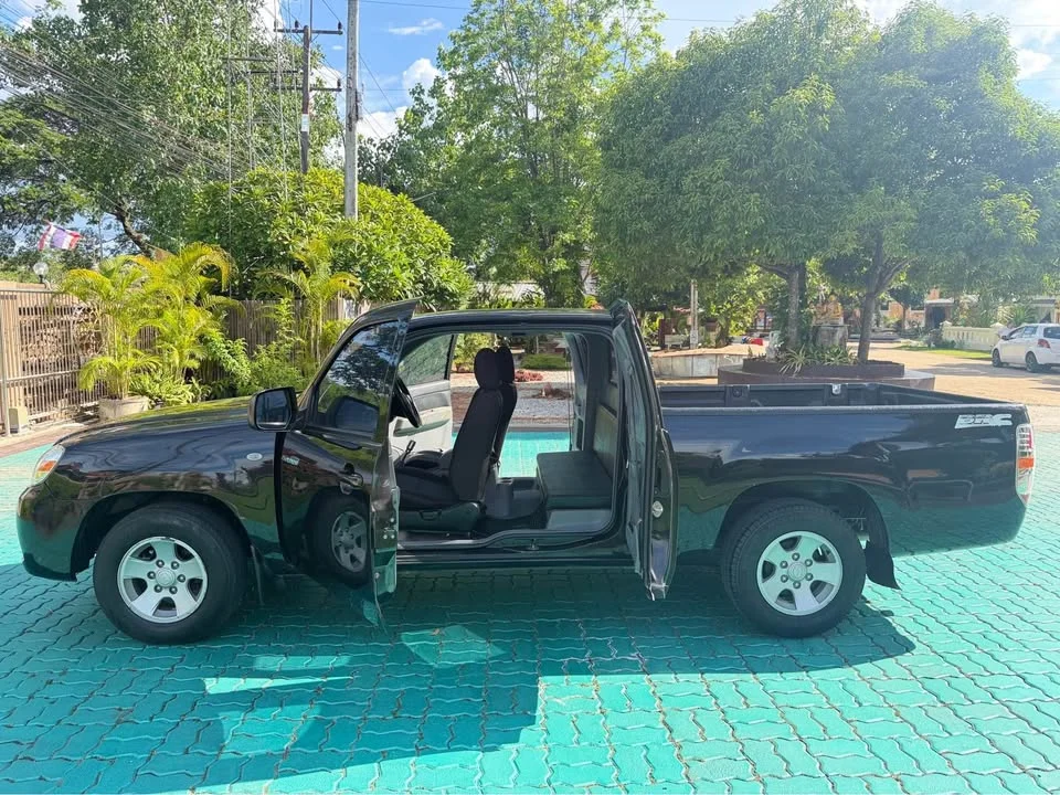 2011 Mazda BT-Series I 2