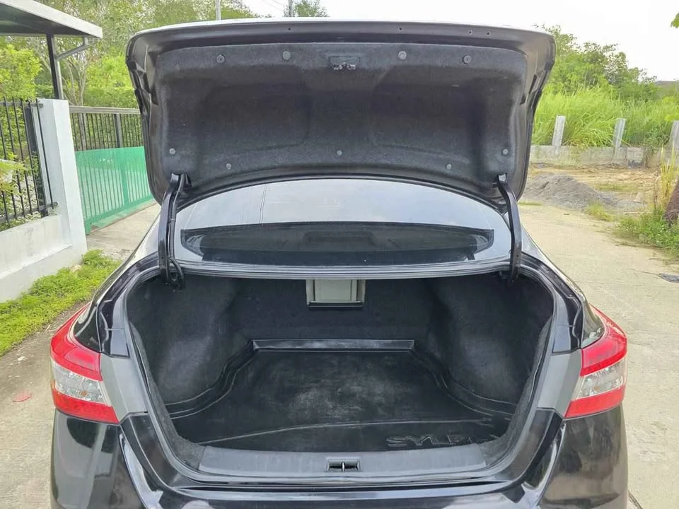 2013 Nissan Sylphy III (B17) 2