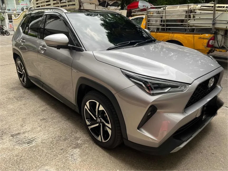 2025 Toyota Yaris Cross AC200 2