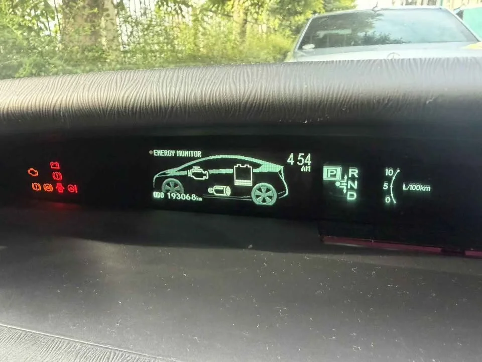 2012 Toyota Prius III 3