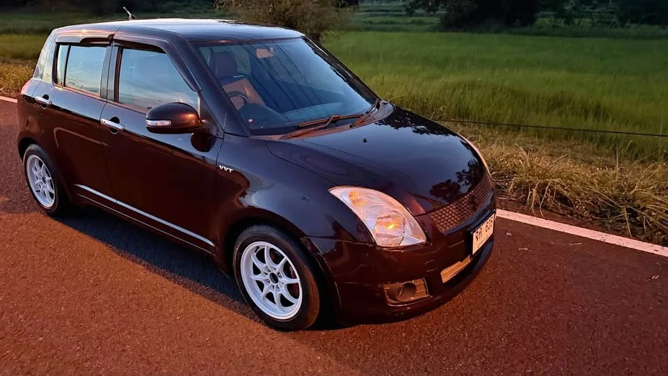 2011 Suzuki Swift I 3