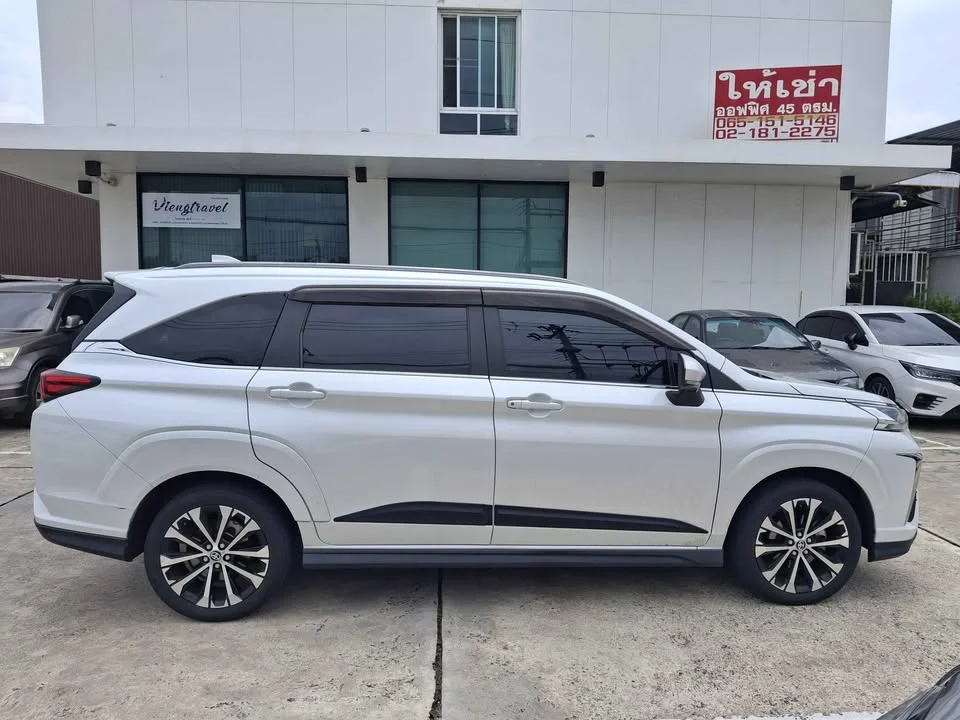 2022 Toyota Veloz III 3
