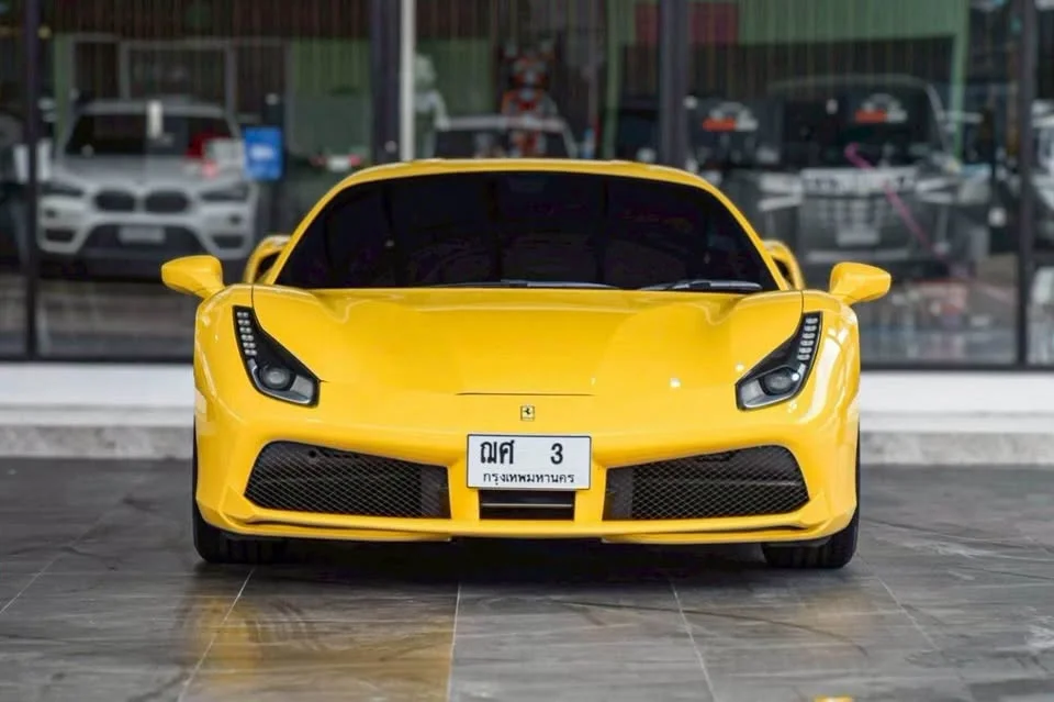 2017 Ferrari 488 2