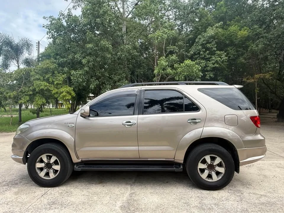2006 Toyota Fortuner I 2