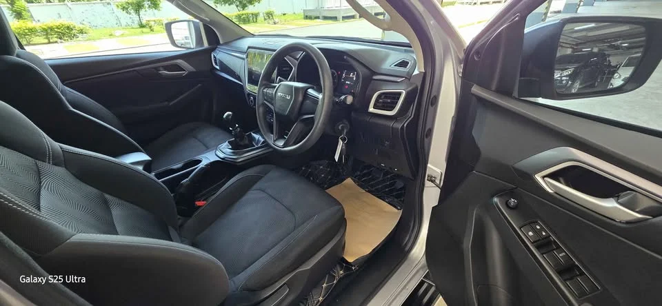 2020 Isuzu D-Max III (RG) 3