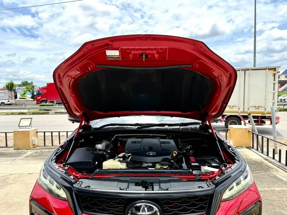 2022 Toyota Fortuner II 2