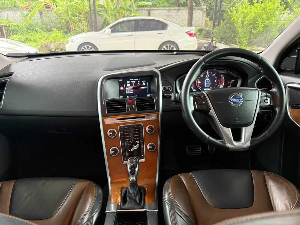 2016 Volvo XC60 I 2
