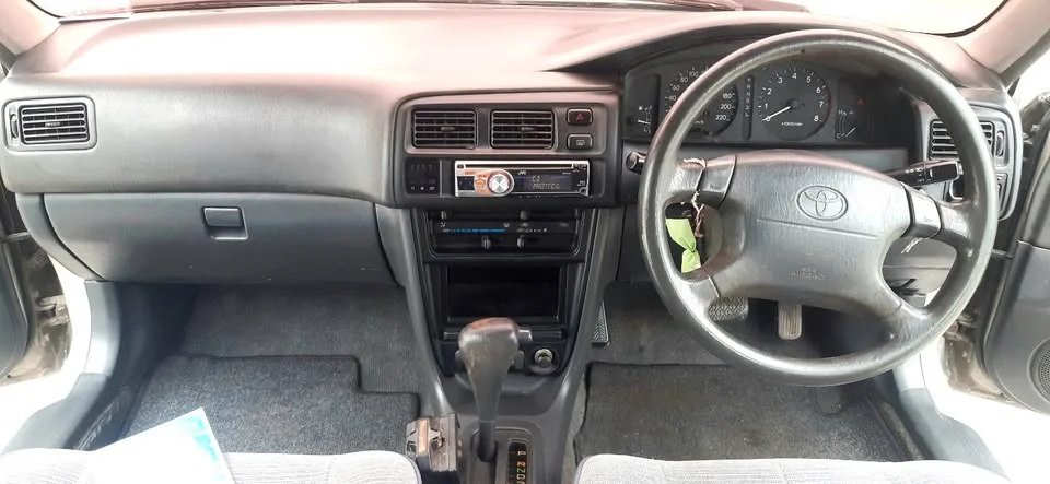 1997 Toyota Corolla Altis VIII (E110) 3