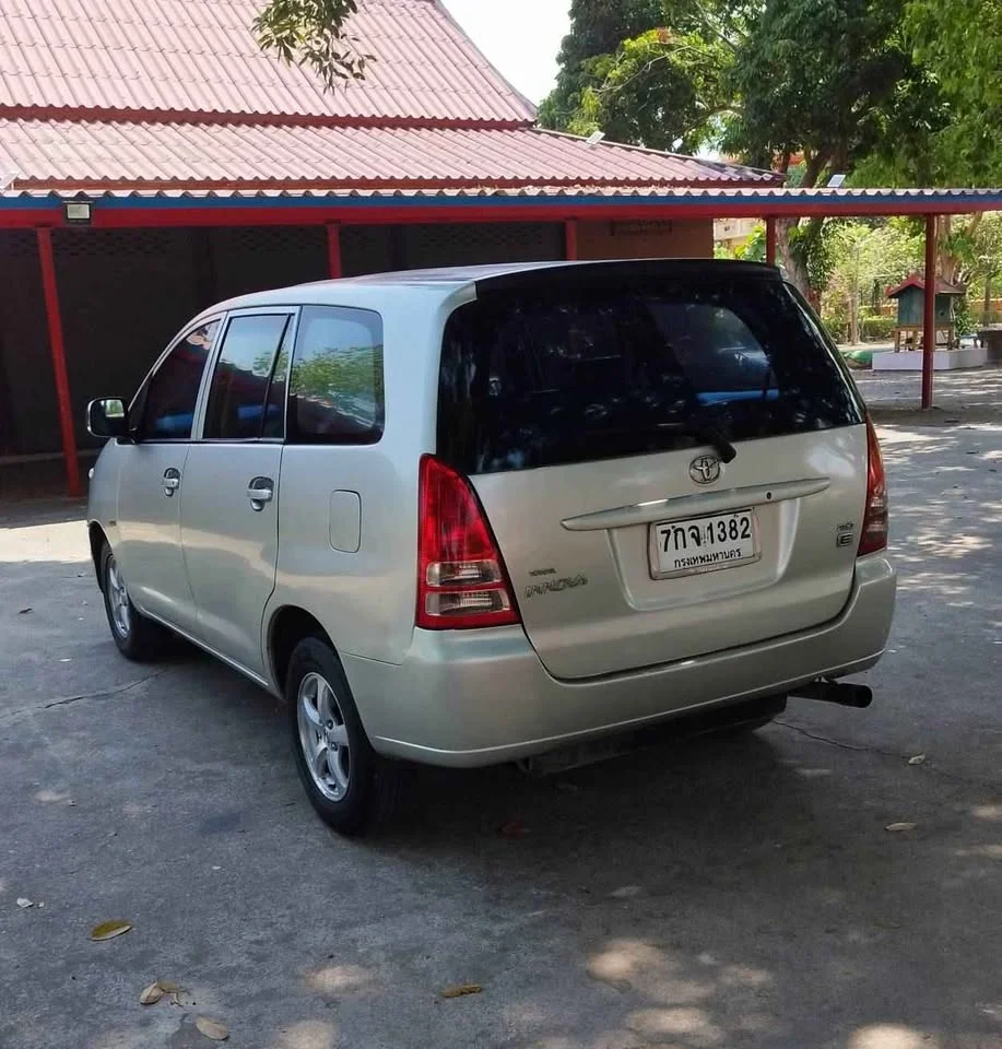 2008 Toyota Innova I 3