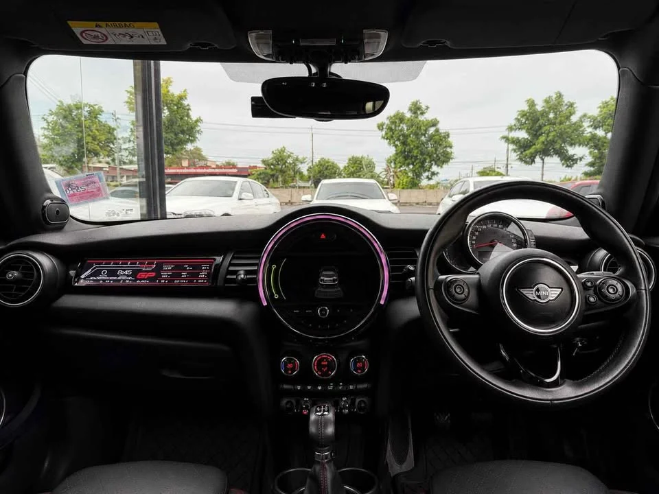 2015 Mini Hatch  III 2
