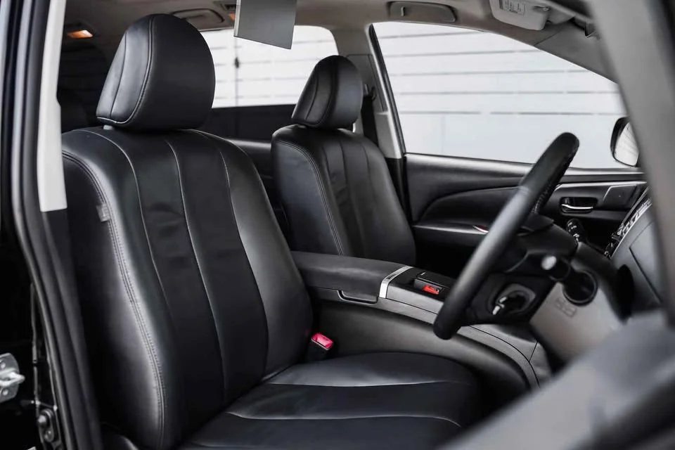 2014 Toyota Estima III 2