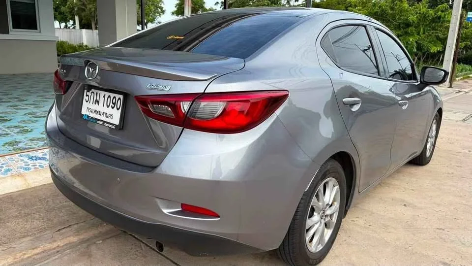 2016 Mazda 2 III 2