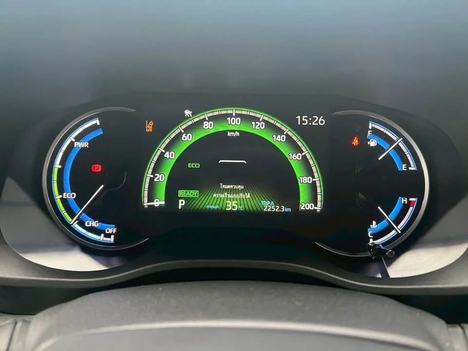 2023 Toyota Innova III 2