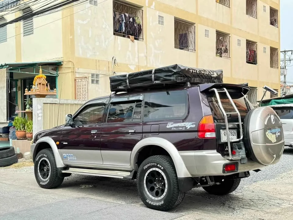 2004 Mitsubishi Strada G-Wagon 3