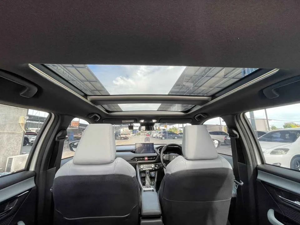 2026 Toyota Yaris Cross AC200 3