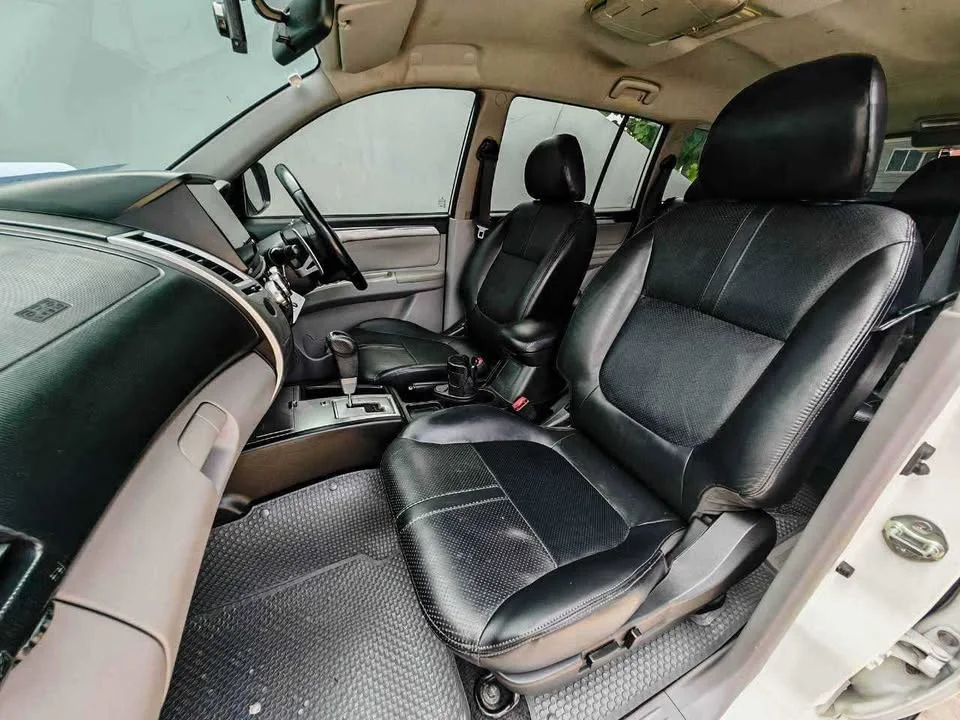 2013 Mitsubishi Pajero Sport II 3