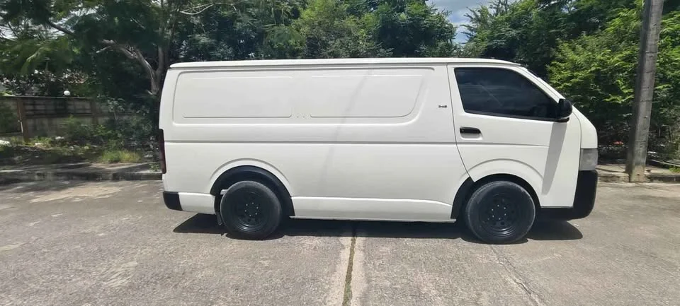 2009 Toyota HiAce V (H200) 2