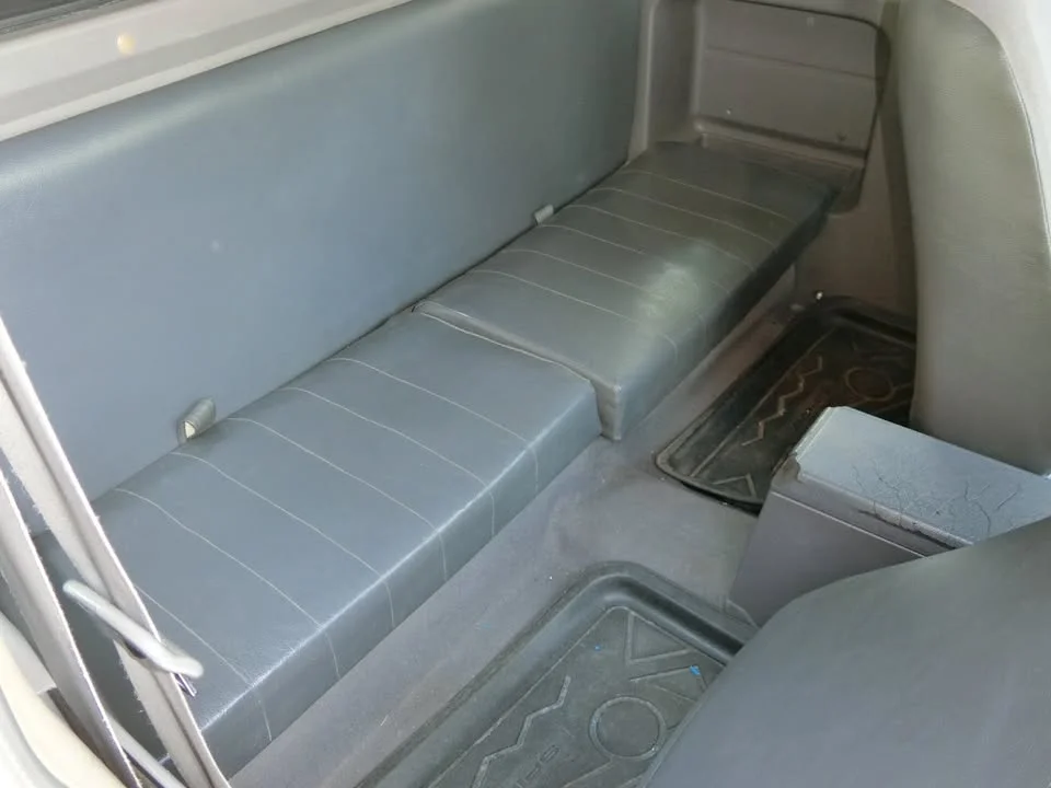 2000 Nissan Frontier I 2