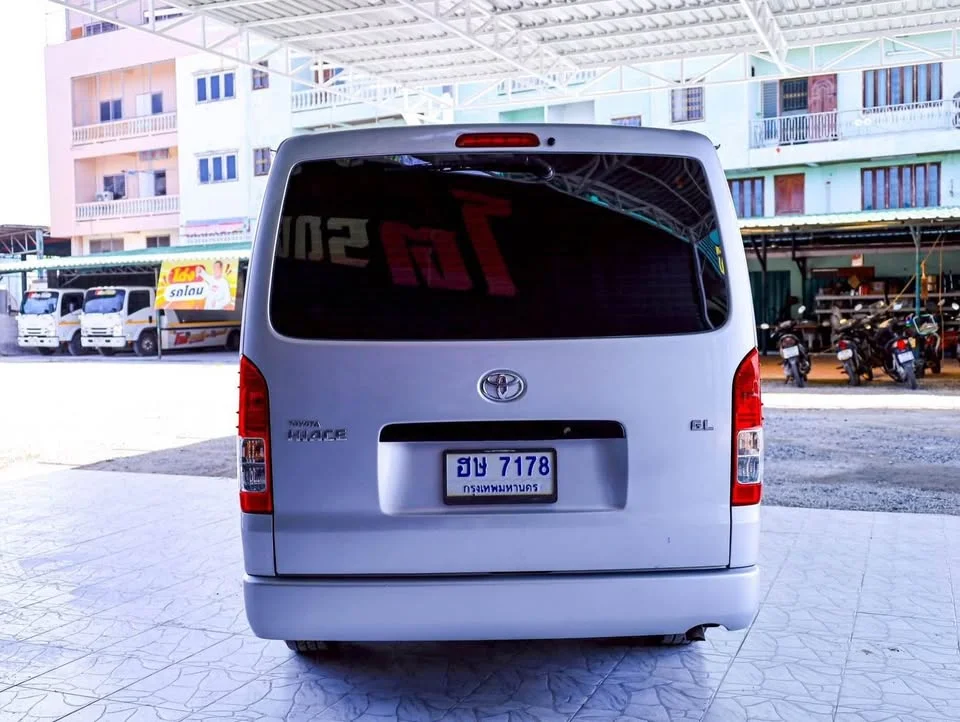 2016 Toyota HiAce V (H200) 3