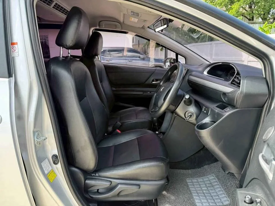 2019 Toyota Sienta II 2