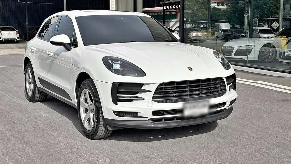 2020 Porsche Macan I 3