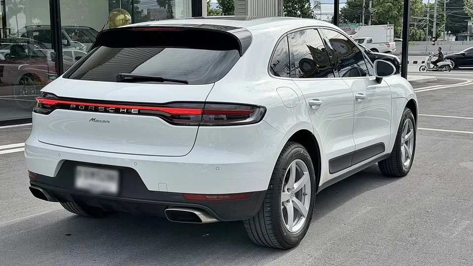 2020 Porsche Macan I 2