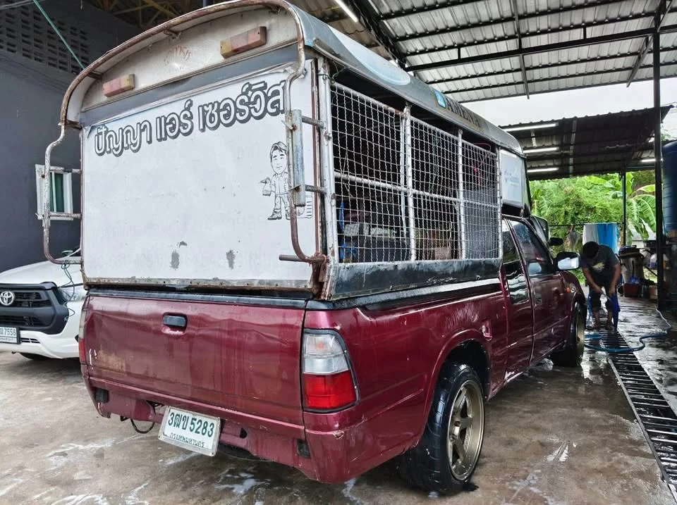 2001 Isuzu Faster Dragon Eyes III 2