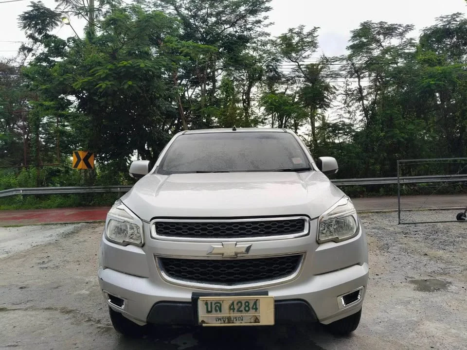 2013 Chevrolet Colorado II 2