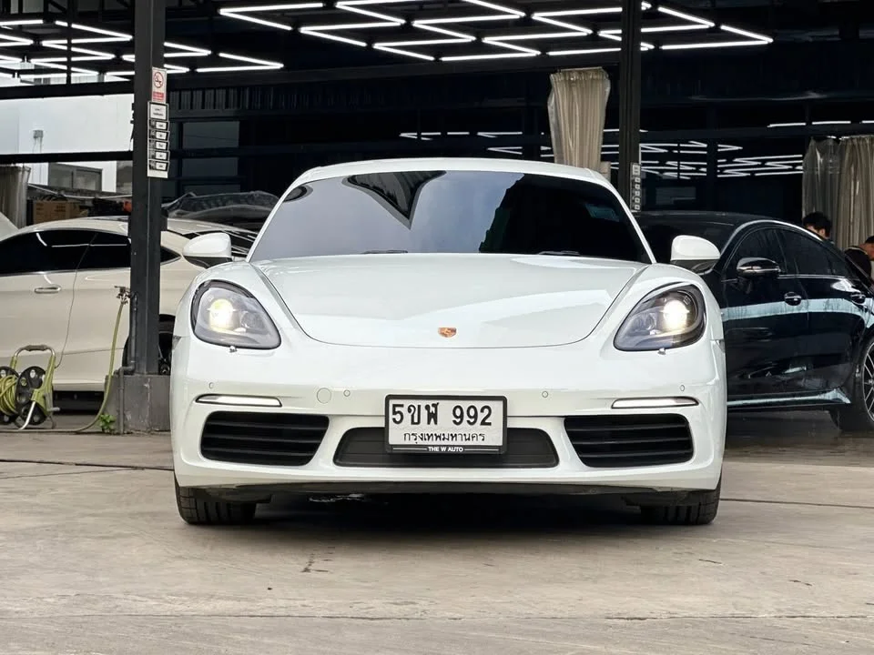 2016 Porsche 718 Boxster and Cayman IV 3