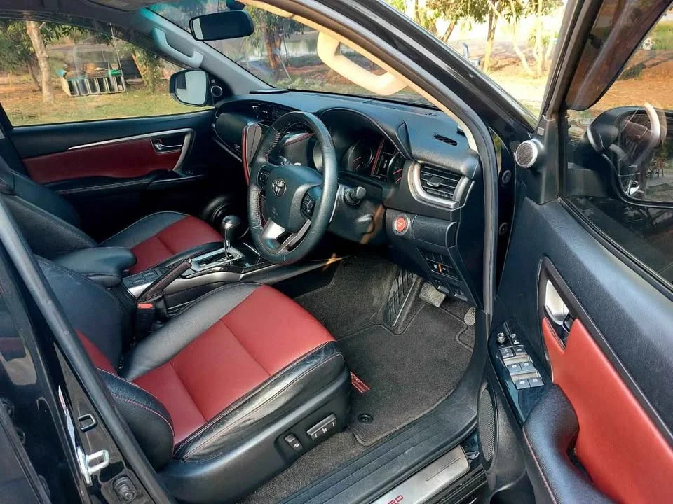 2018 Toyota Fortuner II 3