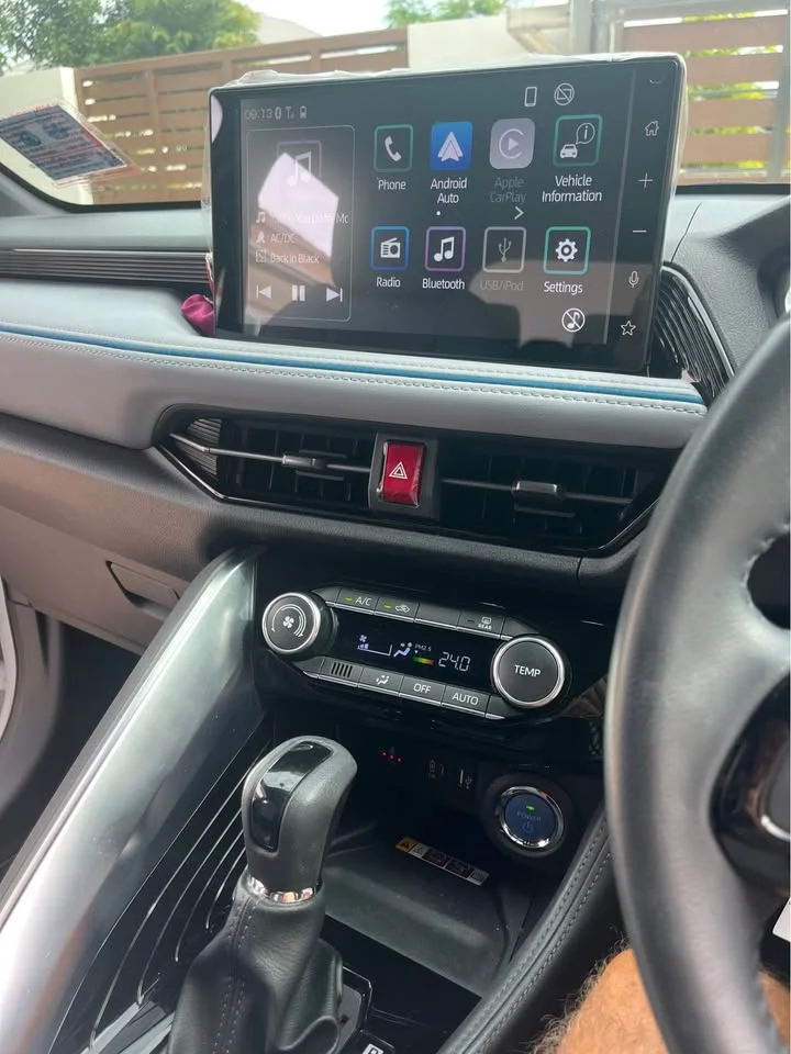 2025 Toyota Yaris Cross AC200 2