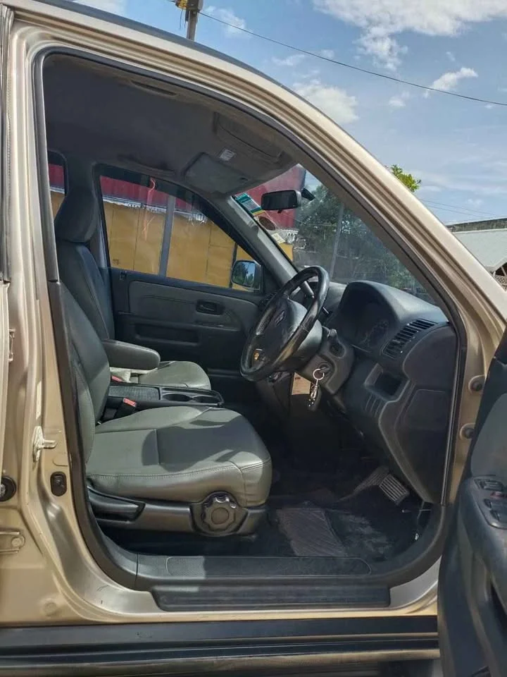 2002 Honda CR-V II 2