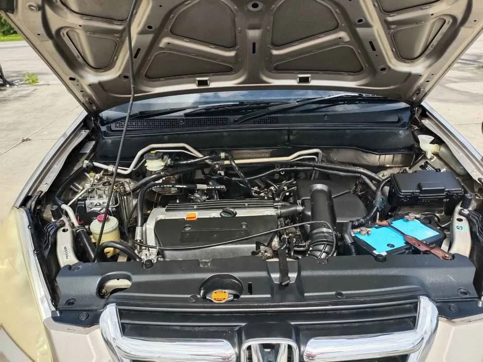 2002 Honda CR-V II 3
