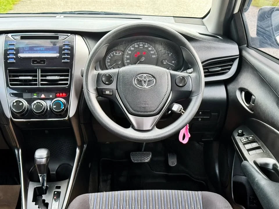 2020 Toyota Yaris ATIV III 2