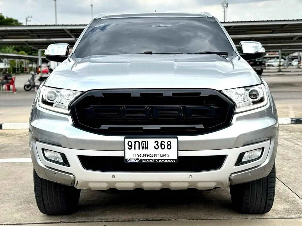 2019 Ford Everest II 2