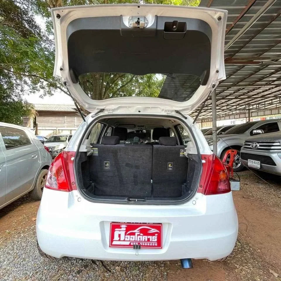 2011 Suzuki Swift I 3