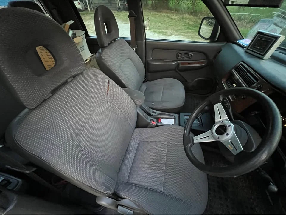 2002 Mitsubishi Strada III 3