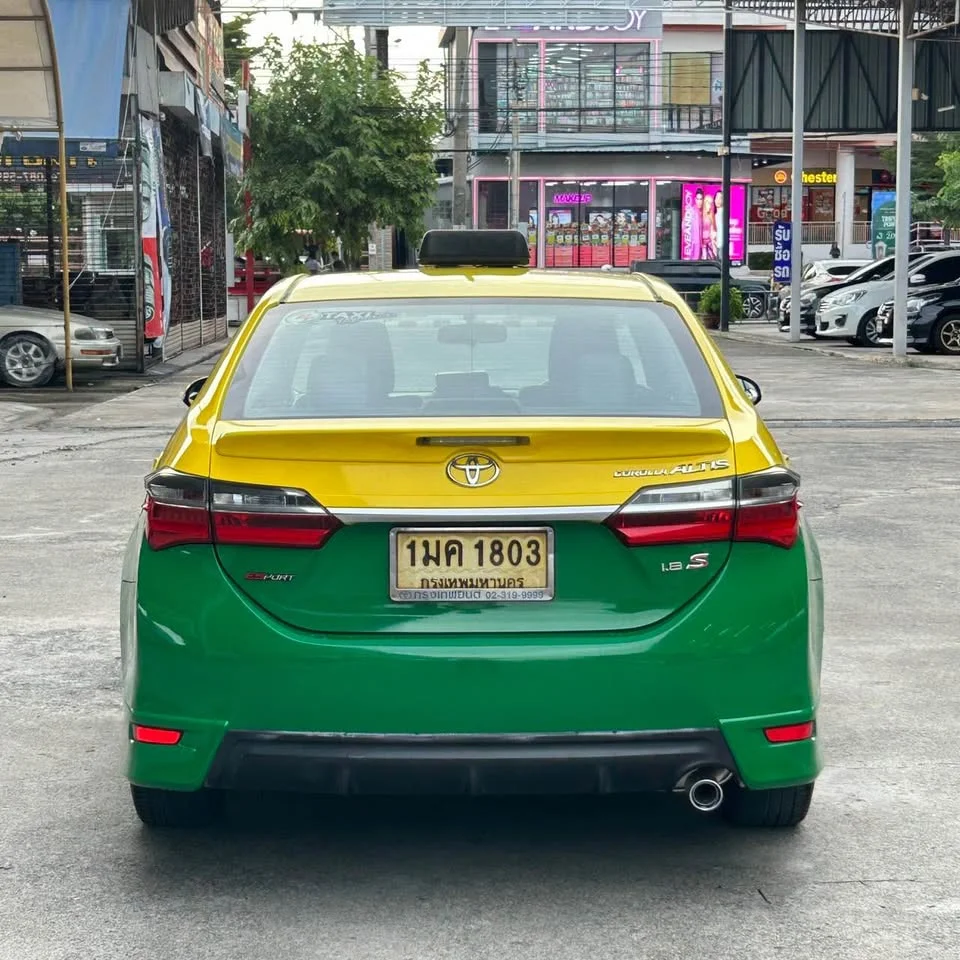 2018 Toyota Corolla Altis XI (E170) 3