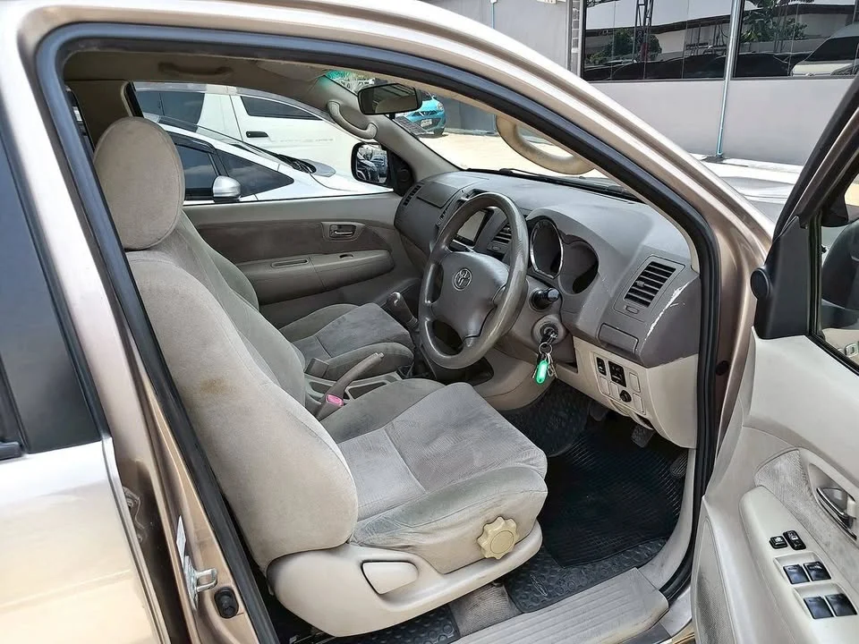 2007 Toyota Fortuner I 3