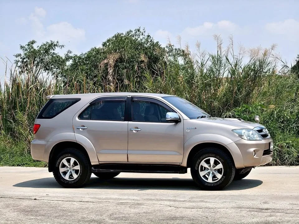 2007 Toyota Fortuner I 2
