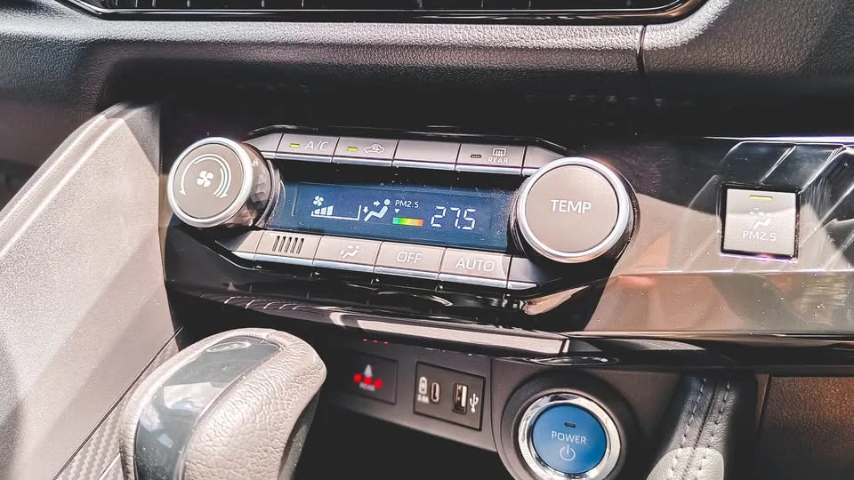 2024 Toyota Yaris Cross AC200 2