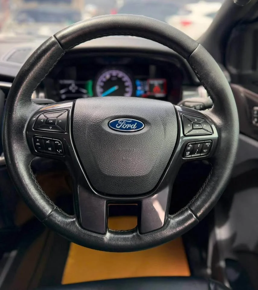 2018 Ford Everest II 2