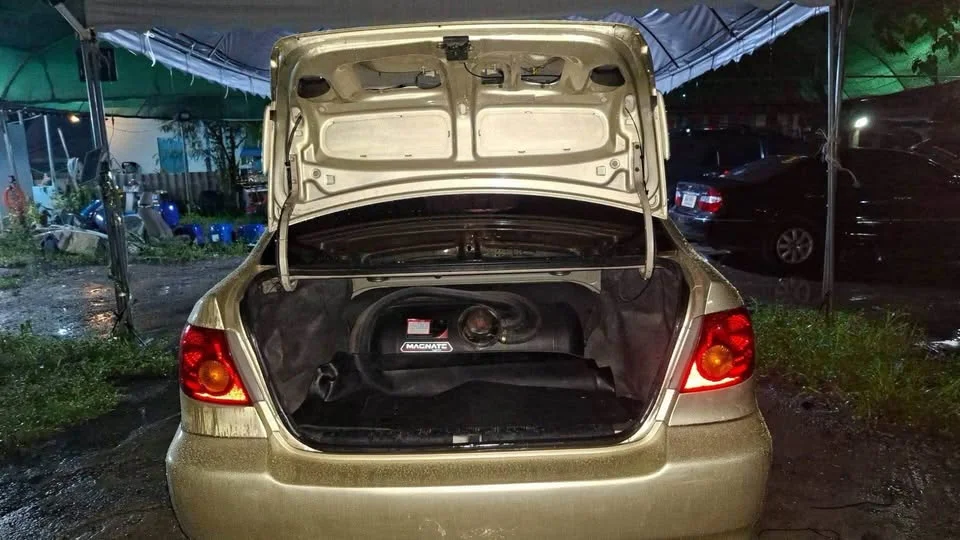 2003 Toyota Corolla Altis IX (E120) 2