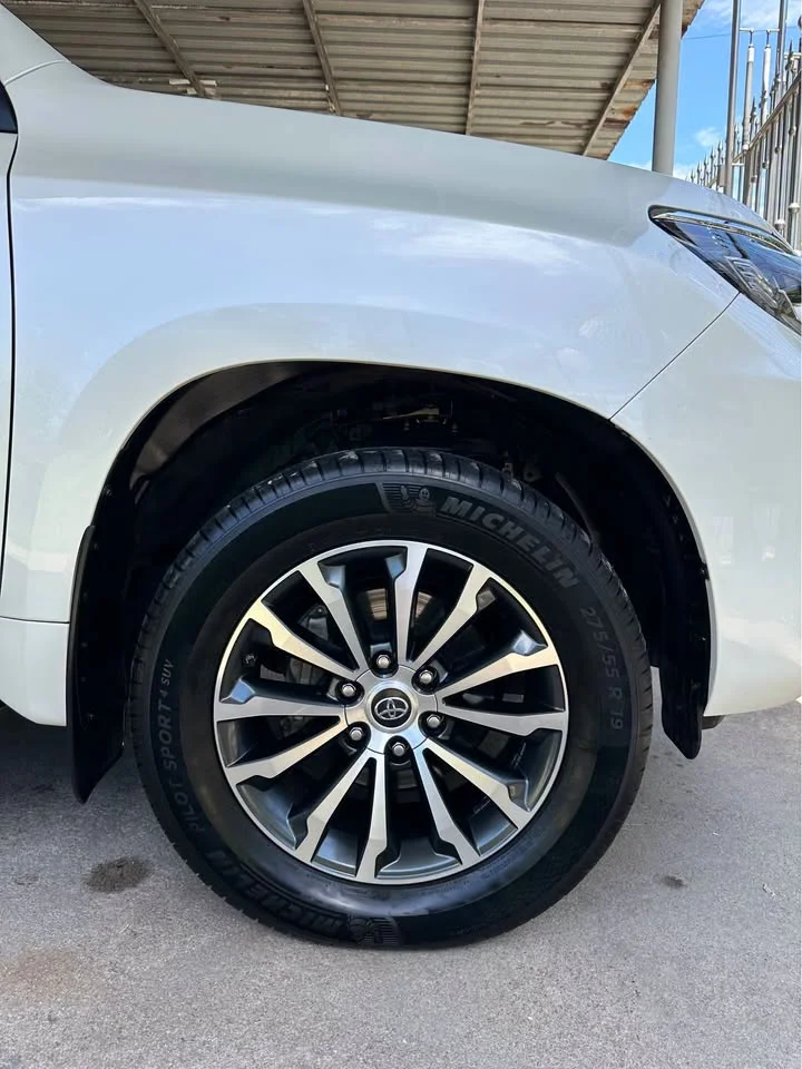 2020 Toyota Land Cruiser Prado J150 3