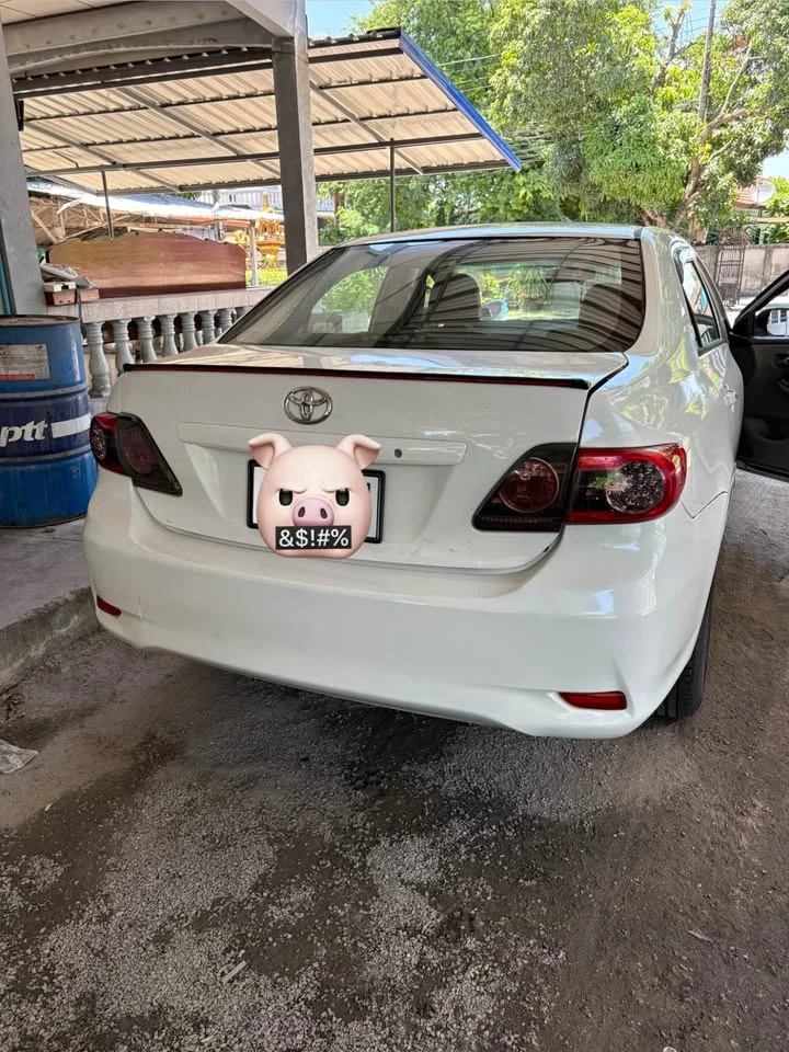 2010 Toyota Corolla Altis X (E140) 2