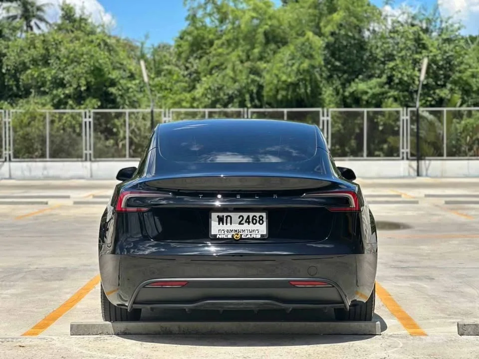 2024 Tesla Model 3 3