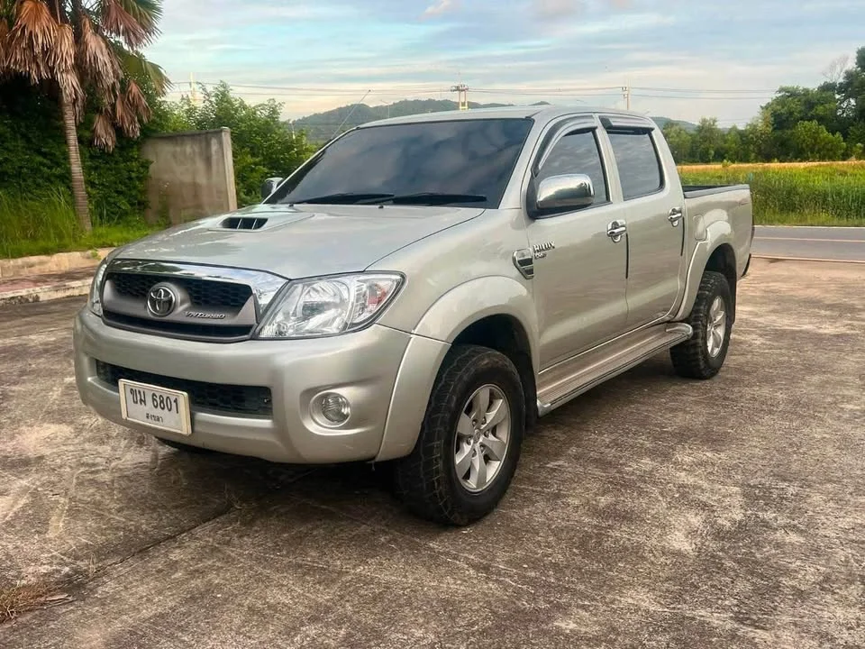 2010 Toyota Hilux VII 2
