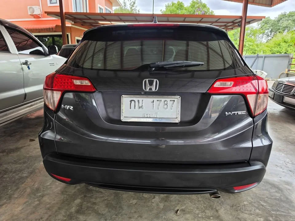 2016 Honda HR-V II 2