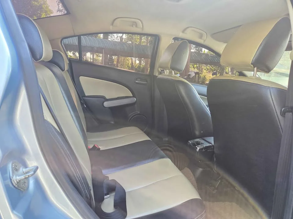 2010 Mazda 2 II 3