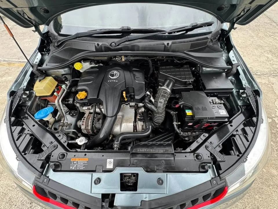 2016 MG 5 I  2